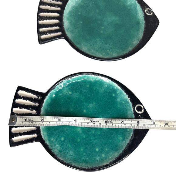 Paola Navone Fish Dish Set of 2 MCM Style Pottery Plates Made in Portugal - Picture 6 of 11